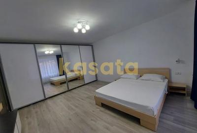 Garsonieră decomandată, mobilată în Virtuții