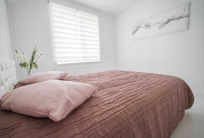 Apartament cu 3 camere semidecomandat în Iancului