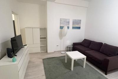 Apartament cu 3 camere în Independenței