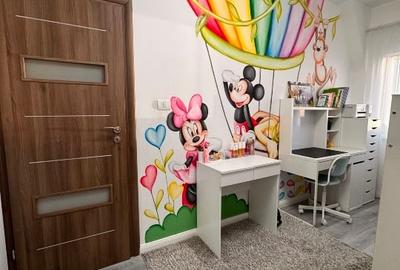 Apartament cu 3 camere semidecomandat, mobilat în Circumvalațiunii - 14
