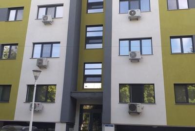 Apartament cu 2 camere decomandat în Exterior Vest