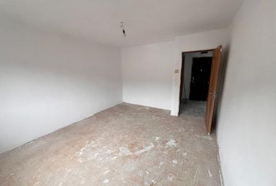 Garsonieră decomandată în Viitorului
