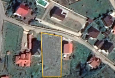 Teren de 1766 mp, în Central