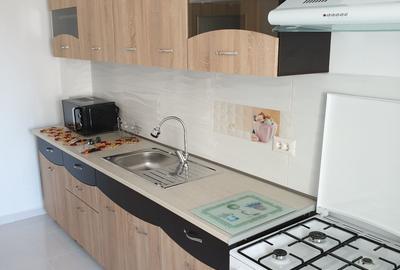 Apartament cu 2 camere decomandat în Exterior Vest