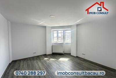 Apartament cu 2 camere decomandat în Republicii