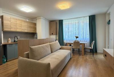 Apartament cu 3 camere semidecomandat, mobilat în Florești