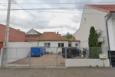 Casă cu 3 camere cu Teren 200 Mp în Central - 3