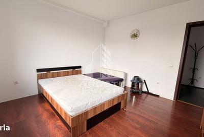 Apartament cu 2 camere decomandat în Girocului