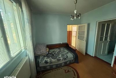 Casă cu 4 camere cu Teren 1100 Mp în Dumbrava