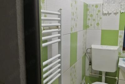 Casă cu 4 camere cu Teren 170 Mp în Central