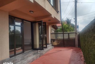 Spațiu comercial, de 50 mp, în Central
