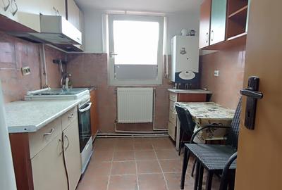 Apartament cu 2 camere decomandat în Mircea cel Bătrân
