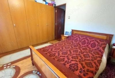 Apartament cu 3 camere decomandat în Central - 2