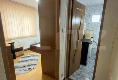 Apartament cu 2 camere semidecomandat în Micro 6