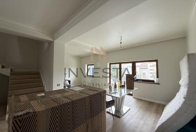 Duplex cu 9 camere cu Canalizare în Bună Ziua - 2