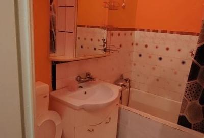 Apartament cu 2 camere semidecomandat în Constructorilor - 3