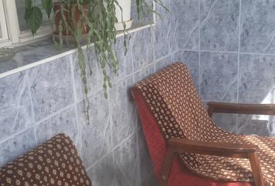Apartament cu 2 camere decomandat în Micro 20