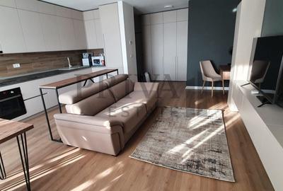 Apartament cu 2 camere decomandat, mobilat în Central