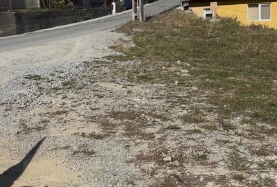 Teren de 640 mp, în Central