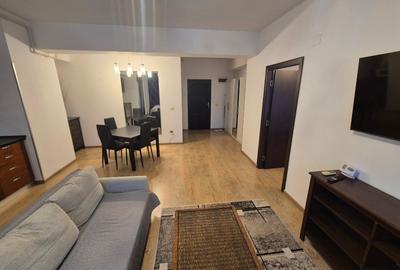Apartament cu 2 camere semidecomandat, mobilat în Decebal
