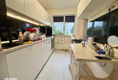 Apartament cu 3 camere decomandat în Domenii