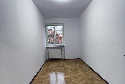 Spațiu comercial, de 107 mp, în Centrul Civic