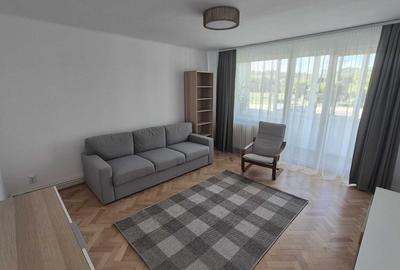 Apartament cu 3 camere decomandat în Central - 3