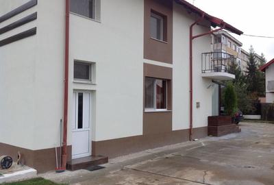 Casă cu 4 camere cu Teren 700 Mp în Exterior Vest