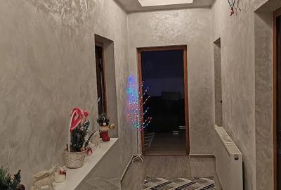 Apartament cu 3 camere decomandat în Central - 2