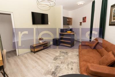 Apartament cu 2 camere semidecomandat, mobilat în Ultracentral