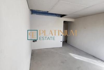 Apartament cu 5 camere semidecomandat în Dumbrăvița