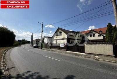 Casă individuală cu 7 camere cu Canalizare în Piața Cluj