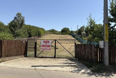 Spațiu comercial, în Tomești