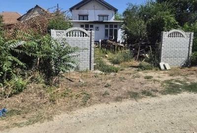 Teren de 419 mp, în Gării