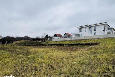 Teren de 725 mp, în Iorga - 2