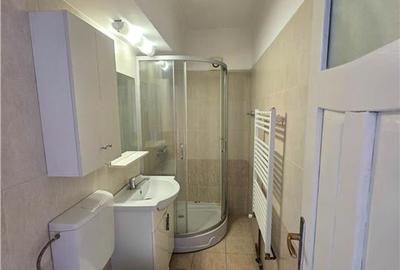 Apartament cu 2 camere decomandat în Central - 4