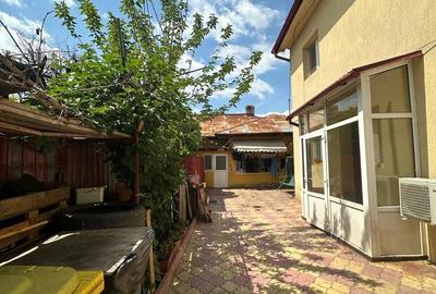 Casă cu 2 camere cu Teren 200 Mp în Central - 3