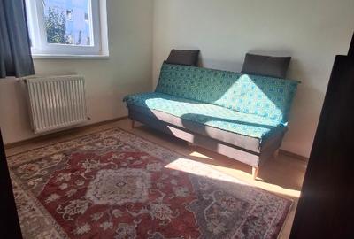 Apartament cu 2 camere decomandat în Vest