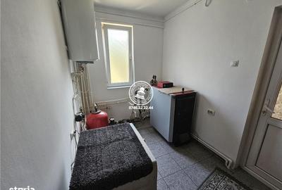 Casă cu 4 camere în Dorobanț - 9
