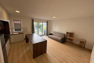 Apartament cu 2 camere nedecomandat, mobilat în Tractorul - 2