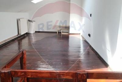 Apartament cu 2 camere decomandat, mobilat în Ultracentral - 14