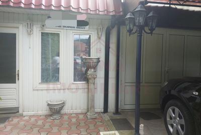 Spațiu comercial, de 84 mp, în Central - 12