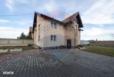 Casă cu 4 camere cu Teren 500 Mp în Central - 8