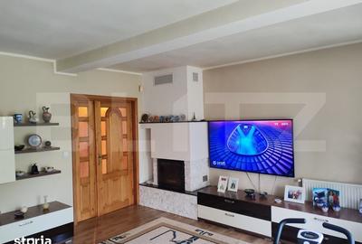 Casă cu 6 camere cu Teren 1332 Mp în Ipotești - 6