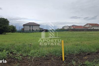 Teren de 757 mp, în Dumbrăvița