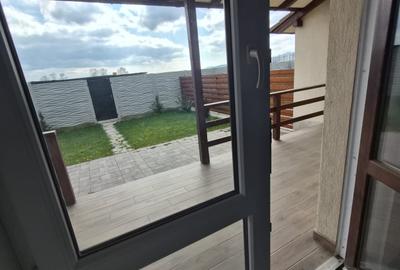 Casă cu 4 camere cu Teren 300 Mp în Sud-Est - 11