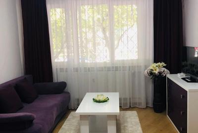 Garsonieră decomandată în 1 Mai