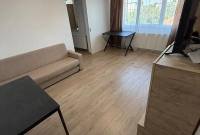 Apartament cu 2 camere nedecomandat în Take Ionescu