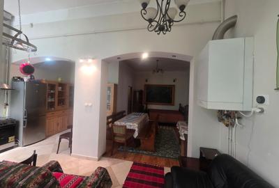 Casă cu 3 camere cu Teren 409 Mp în Central - 3