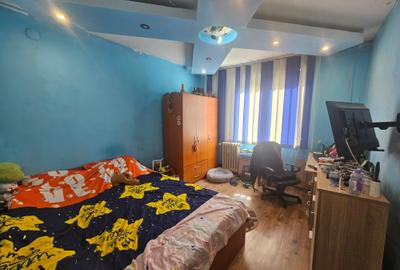 Apartament cu 3 camere decomandat în Rahova - 10